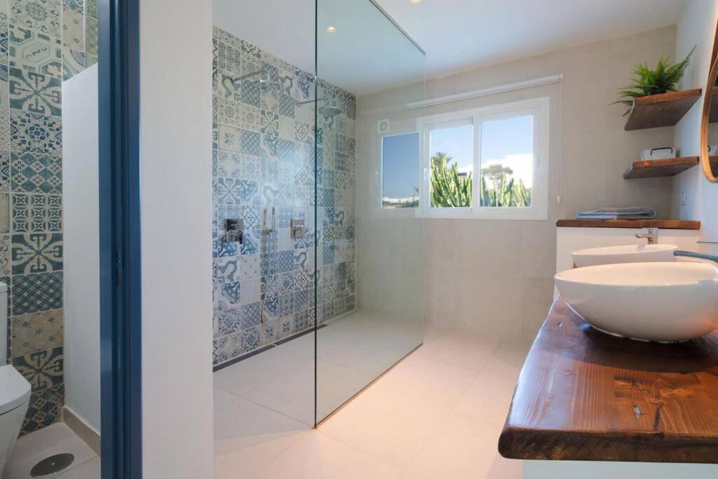 Luxurious Bungalow A2 In A Quiet Complex With Pool 100M From The Sea Charco del Palo Exteriör bild