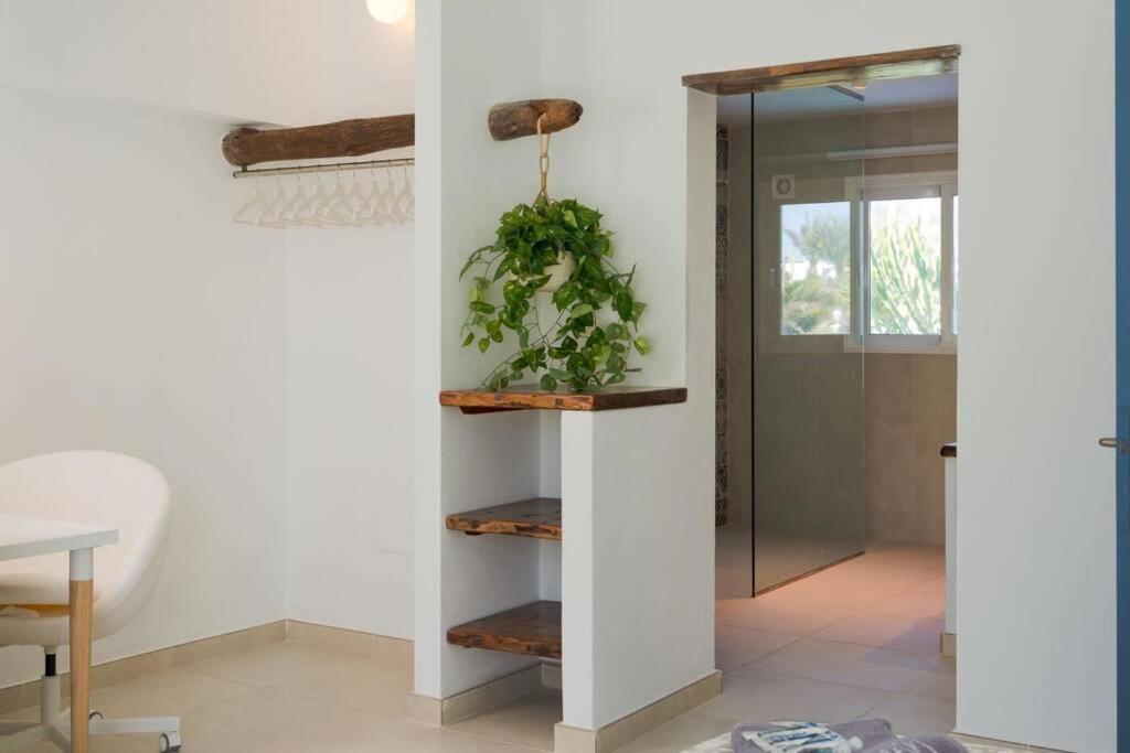 Luxurious Bungalow A2 In A Quiet Complex With Pool 100M From The Sea Charco del Palo Exteriör bild